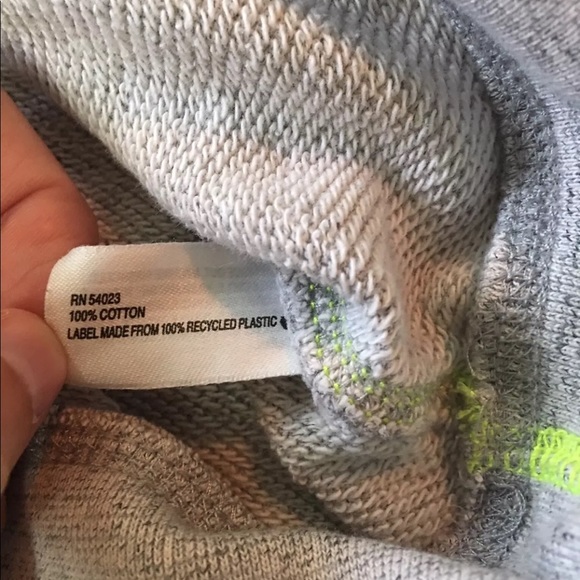 Baby Gap Sweatshirt Grey Marled 12-18mo EUC - Picture 4 of 4